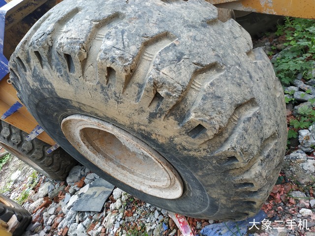 龙工 LG853B 装载机