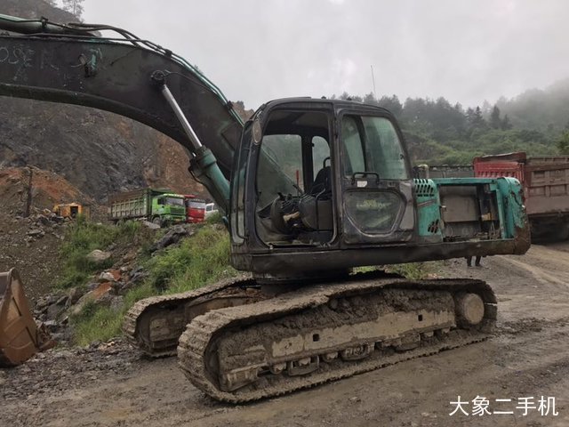 神钢 SK250LC-8 挖掘机