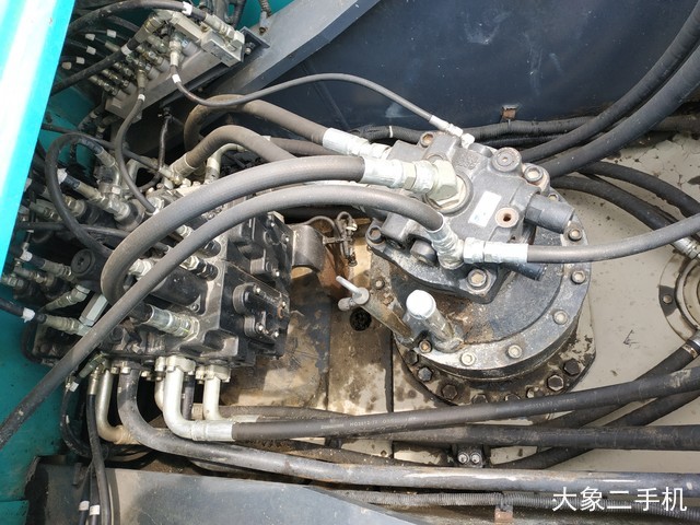 神钢 SK260LC-8 挖掘机