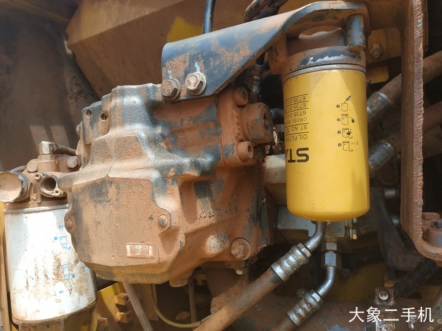 小松 PC240LC-8M0 挖掘机