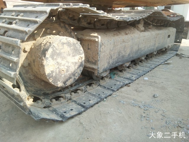 龙工 LG6065 挖掘机
