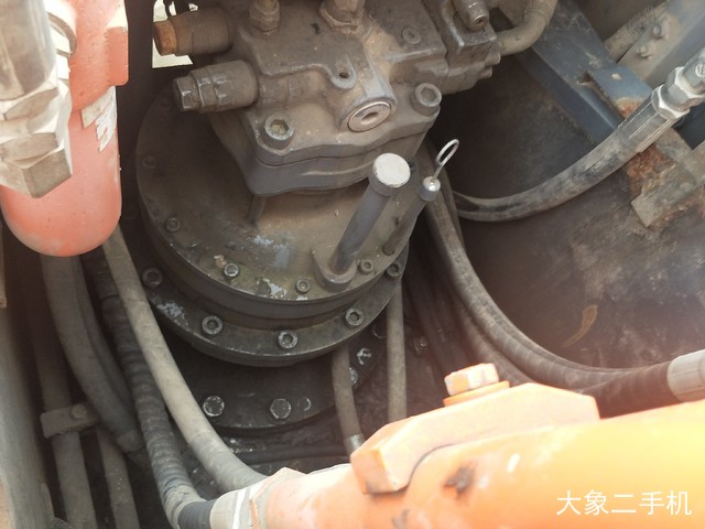 日立 ZX330—3 挖掘机