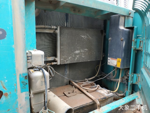 神钢 SK260LC-8 挖掘机