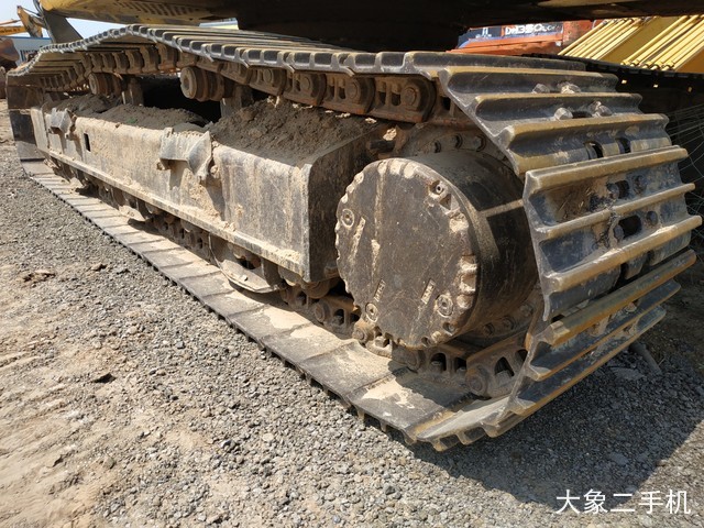 住友 SH240-5 挖掘机