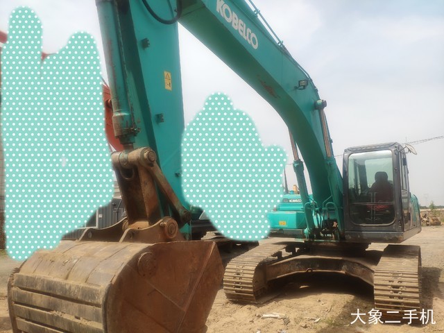 神钢 SK260LC-8 挖掘机