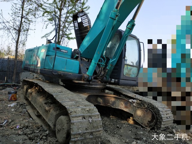神钢 SK350LC-8 挖掘机