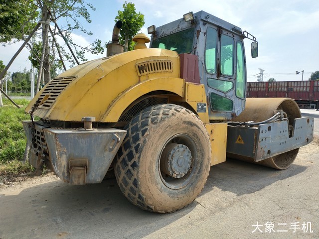 洛阳路通 LT220B双振幅 压路机