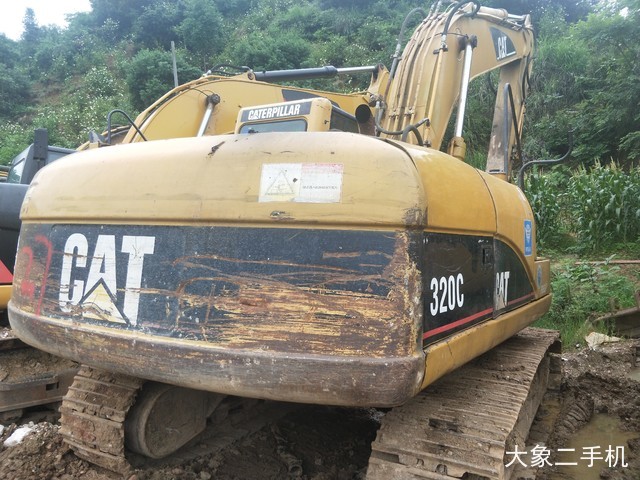 卡特彼勒 320C 挖掘机