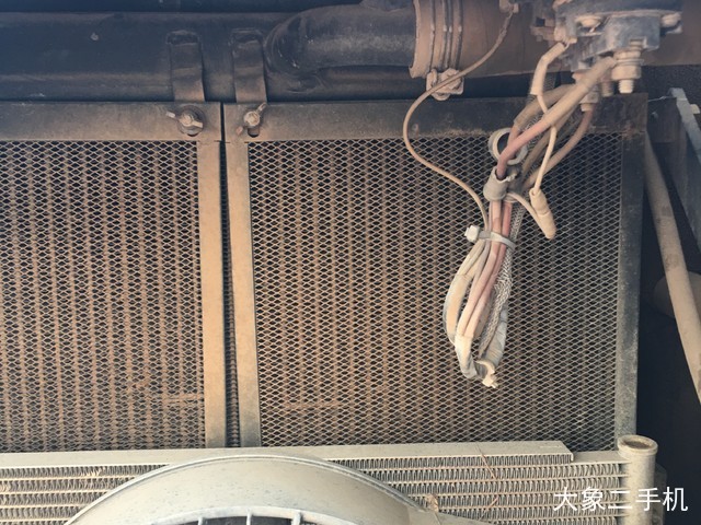 现代 R80-7 挖掘机