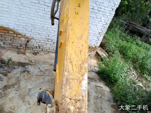 徐工 XE75D 挖掘机