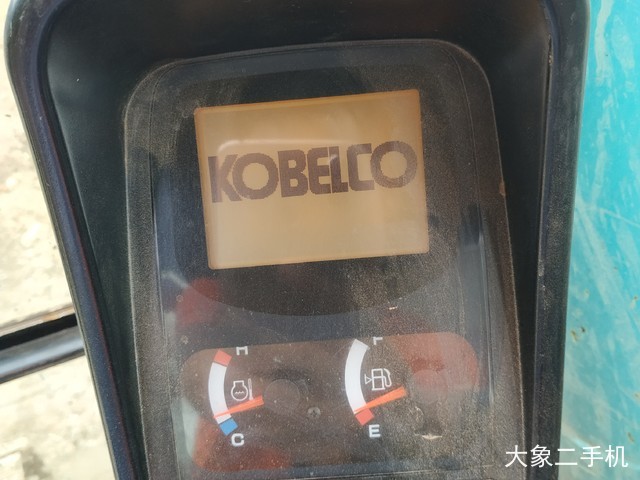 神钢 SK250-8 挖掘机