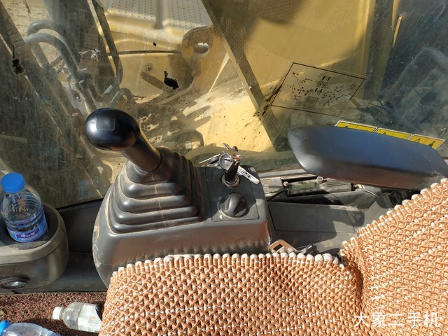 卡特彼勒 323D液压 挖掘机