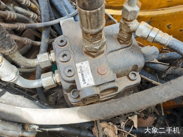 龙工 LG6090 挖掘机