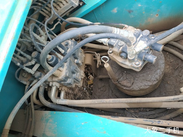 神钢 SK260LC-8 挖掘机