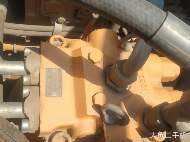 三一重工 SY235C 挖掘机