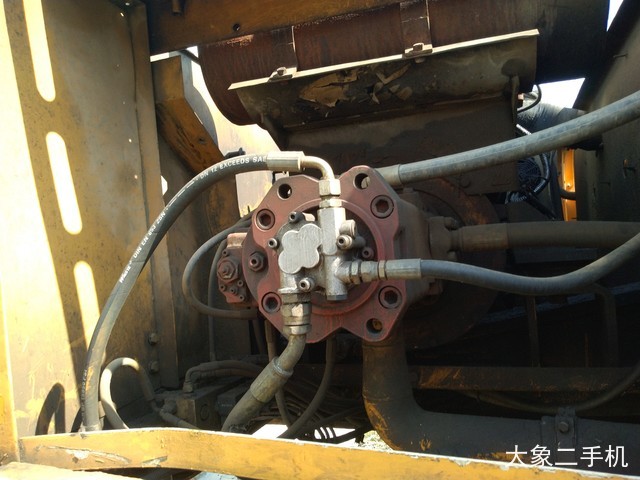 现代 R305LC-7 挖掘机