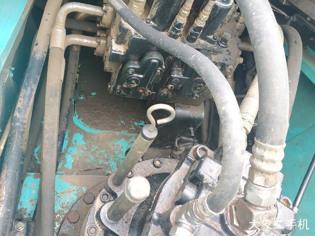 神钢 SK260LC-8 挖掘机