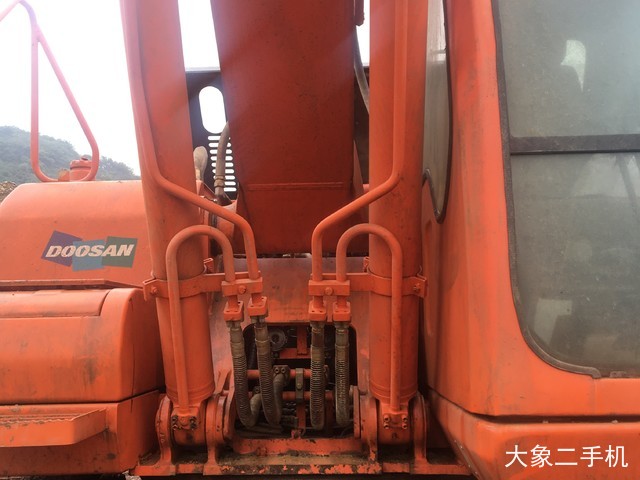 斗山 DH220LC-9E 挖掘机