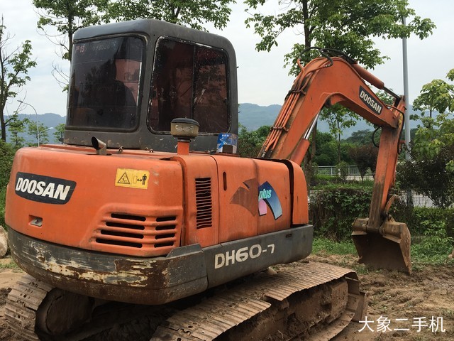 斗山 DH55-V 挖掘机