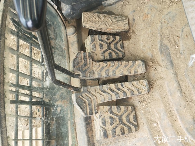 卡特彼勒 325D 挖掘机