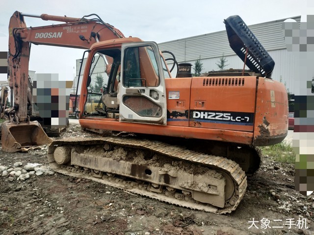 斗山 DH225LC-7 挖掘机