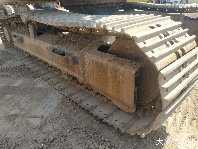 三一重工 SY135C-8 挖掘机