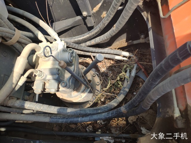 日立 ZX130-5A 挖掘机