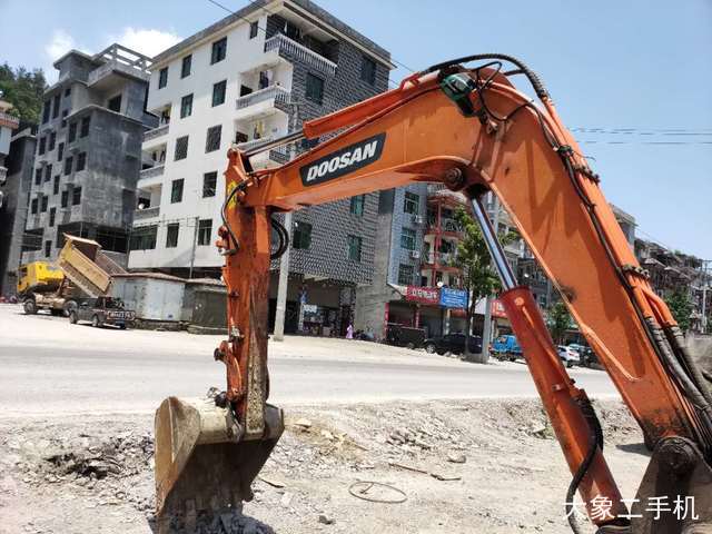 斗山 DH60-7 挖掘机