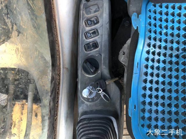 小松 PC270-7 挖掘机