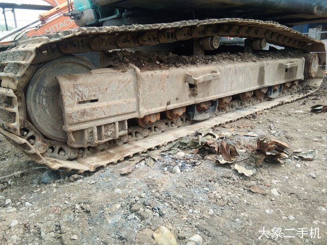 神钢 SK260LC-8 挖掘机