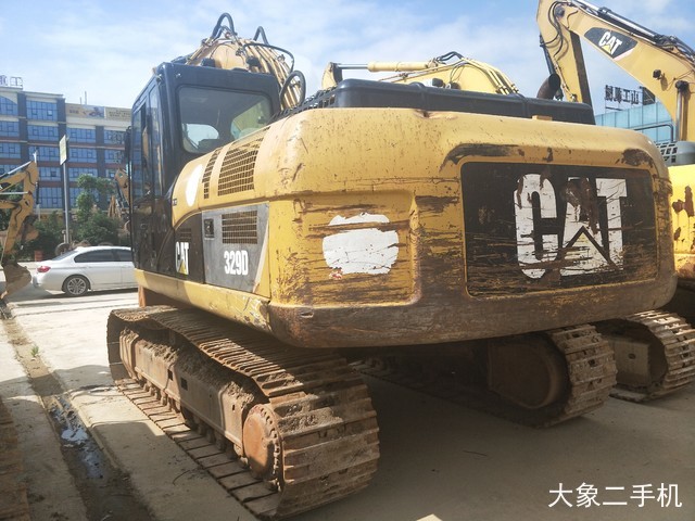 卡特彼勒 329DL 挖掘机