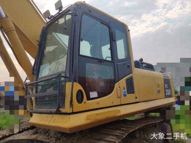 小松 PC300LC-8 挖掘机