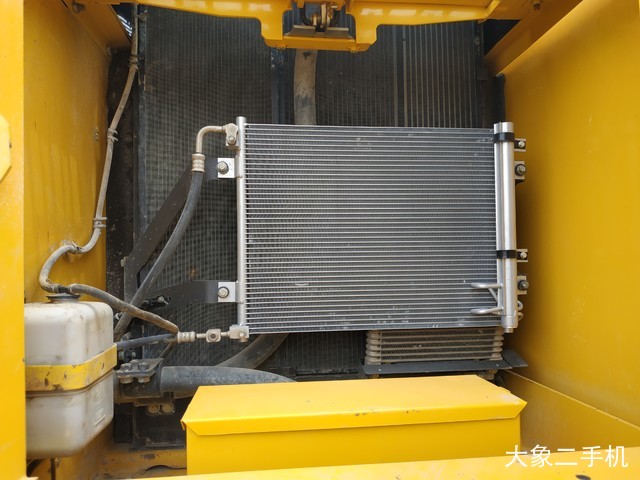 小松 PC210LC-8M0 挖掘机