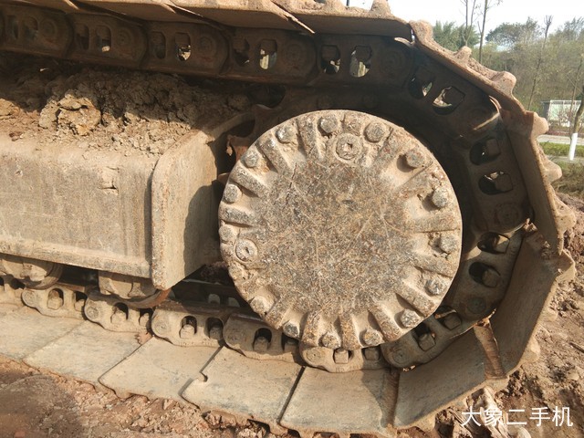 卡特彼勒 323DL 挖掘机