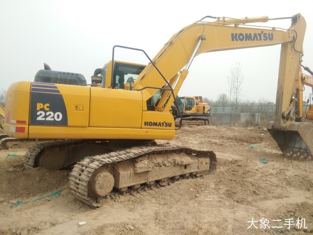 小松 PC200LC-8M0 挖掘机