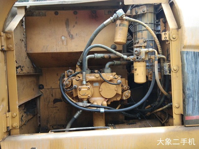 卡特彼勒 320C 挖掘机