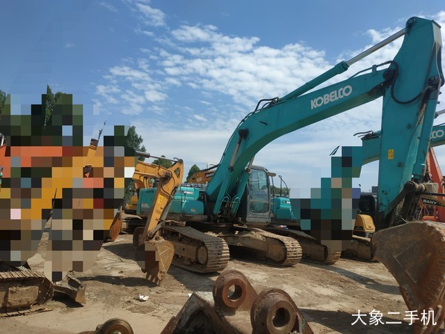 神钢 SK260LC-8 挖掘机