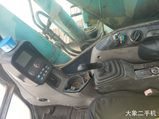 神钢 SK260LC-8 挖掘机