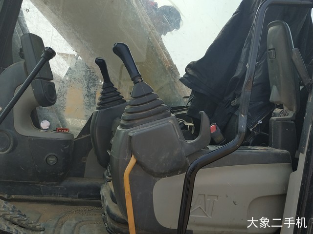 卡特彼勒 320D2L液压 挖掘机