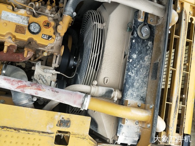 卡特彼勒 323DL 挖掘机