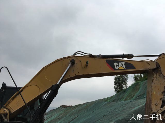卡特彼勒 330D2L液压 挖掘机