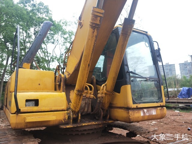 小松 PC220-7 挖掘机