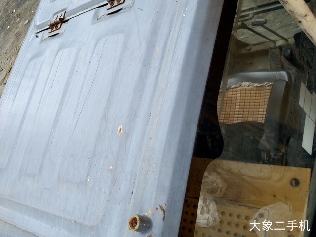 徐工 XE150D 挖掘机