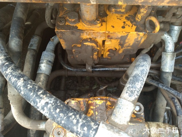 三一重工 SY235C-9 挖掘机