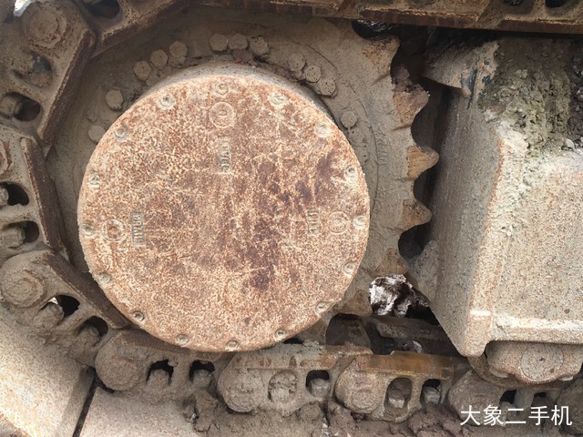 徐工 XE270DK 挖掘机