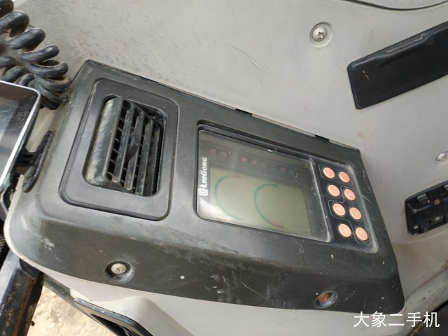 柳工 CLG908D 挖掘机