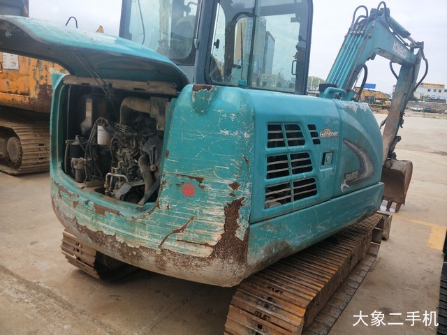 神钢 SK60-C 挖掘机