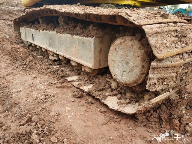 三一重工 SY215C-8 挖掘机