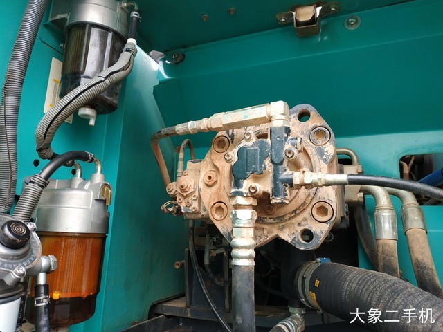 神钢 SK260LC-8 挖掘机