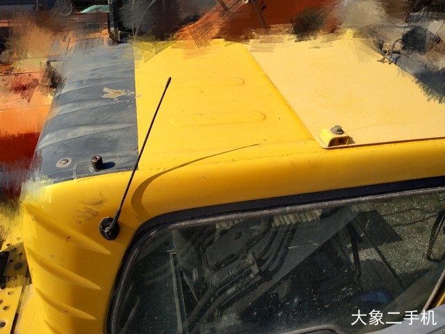 沃尔沃 EC210B 挖掘机